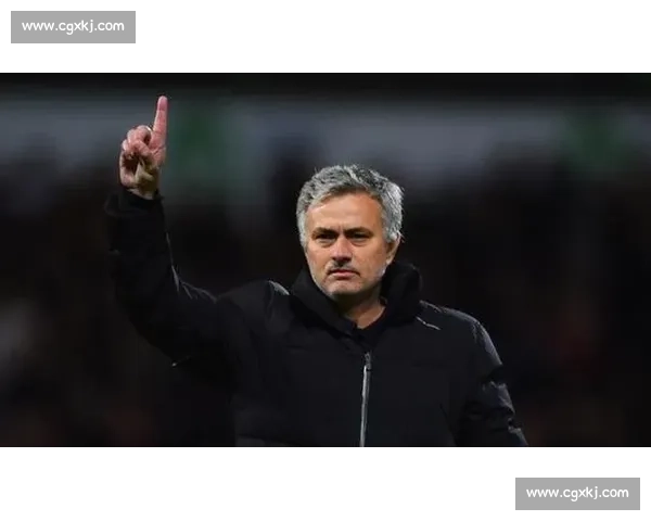 穆帅的 “跑动铁律”:前费内巴切后卫揭秘执教第一课 穆帅的 “跑动铁律”:前费内巴切后卫揭秘执教第一课