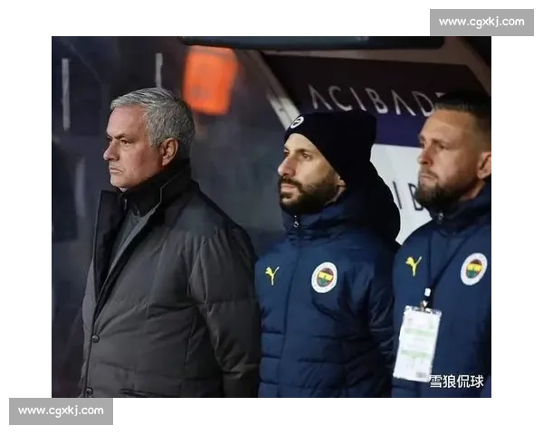 杜兰加盟费内巴切！1500 万欧年薪 + 租借买断条款，穆帅再添锋线利器